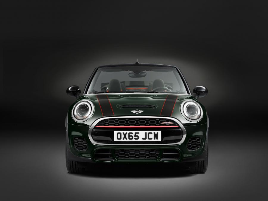  Mini Cooper S JCW Cabrio 2016 года  (фото 2 из 104)